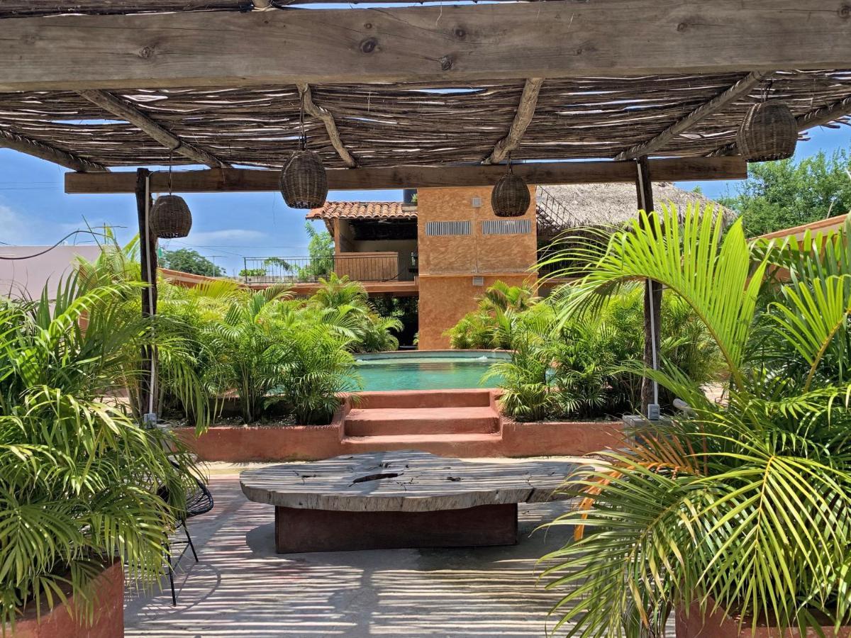 Melrose Place Hotell Puerto Escondido  Exteriör bild